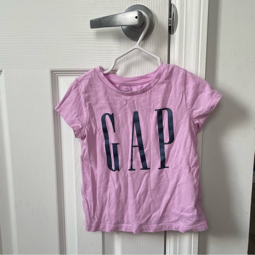 Gap Logo Tee